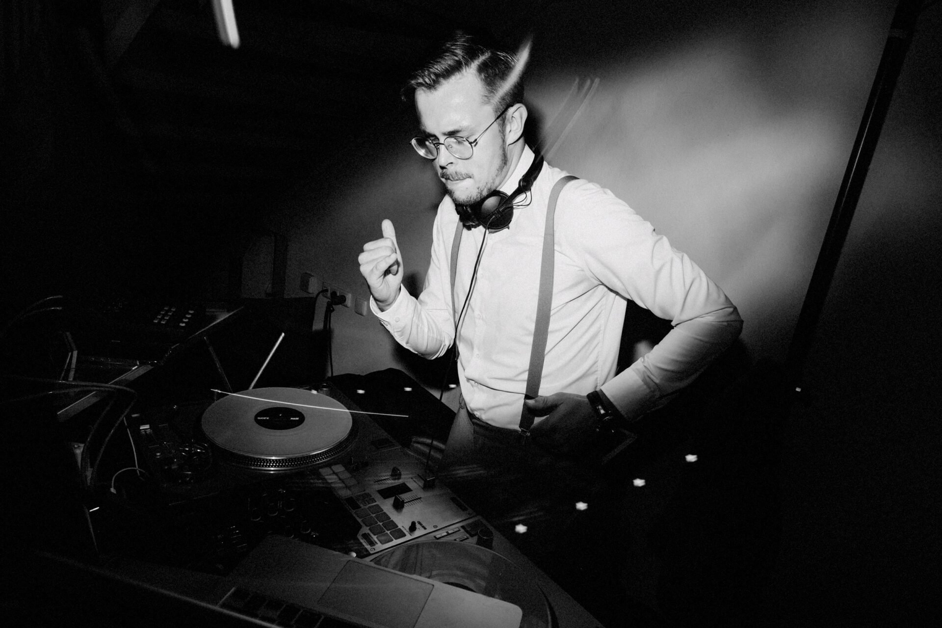 DJ Manuel Orantek